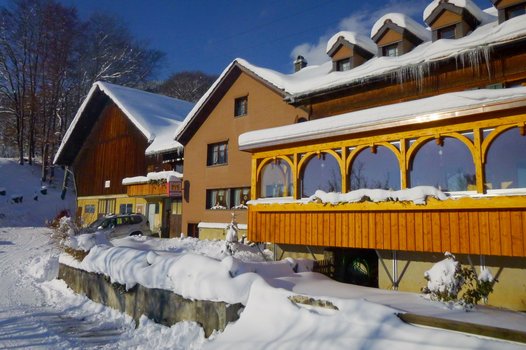 Rest. Aufstieg im Winter