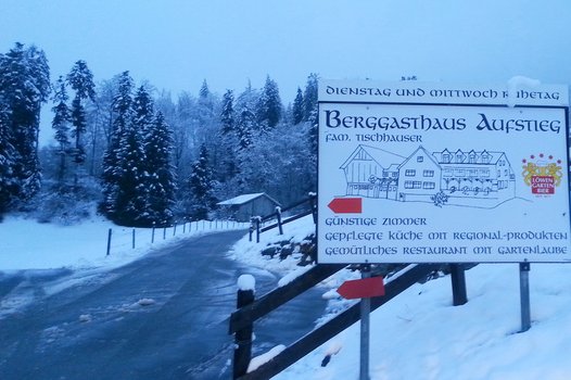 neue Zufahrt zum Aufstieg